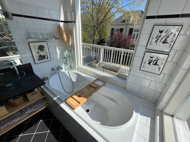 Authentic & spacious house near the beach gallery image 5
