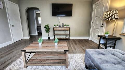 Renovated 3BR Perfect for Family