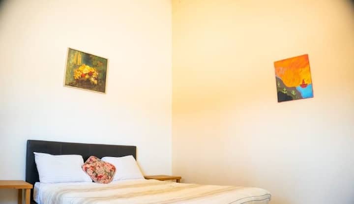 საძინებელი 1