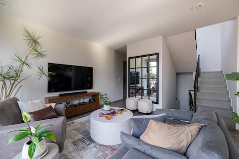 Successful Airbnb property: Casa KM | 4BR Penthouse with Private Rooftop in Benito Juárez