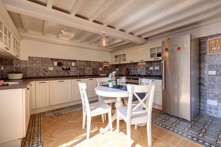 La Sinagoga Suite, wondeful apart! gallery image 3