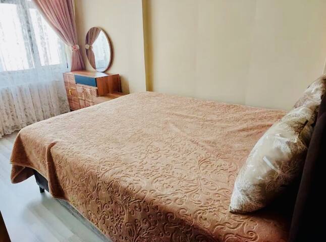 Immac Clean Sleeps 6 in Fatih-8 if Sofa Bed NoLift gallery image 3