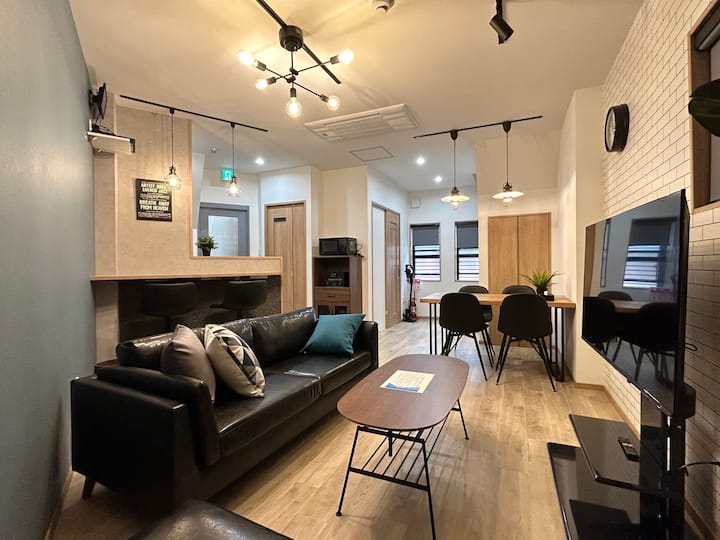 Deep OsakaA 2 min to the st！Same price for up to 6 Houses for Rent in