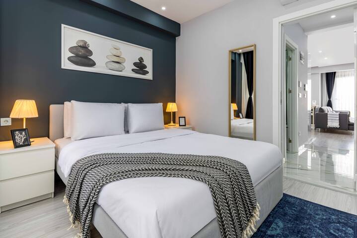 The Peaceful, Cozy Apartment at Taksim gallery image 2