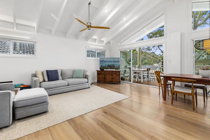 Seaforth Serenity. NEW home with leafy outlook.