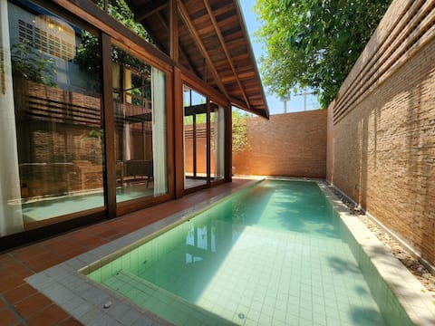 Teak Wood Heritage Pool Villa - The Wood for 3pax