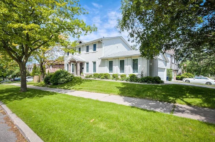 4B4Bath wonderhouse FairviewMall& 401+DVP