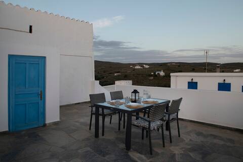 Family-House in Chora , Kythnos