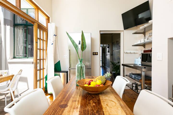 Two Bedroom Cottage with Braai gallery image 4