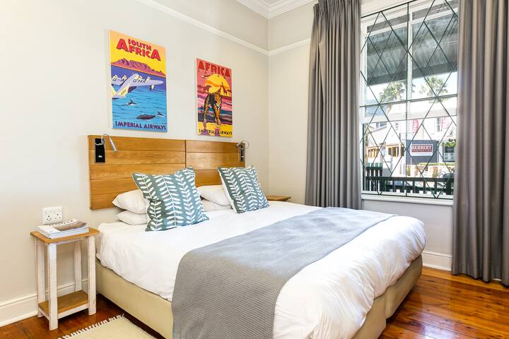 Two Bedroom Cottage with Braai gallery image 2