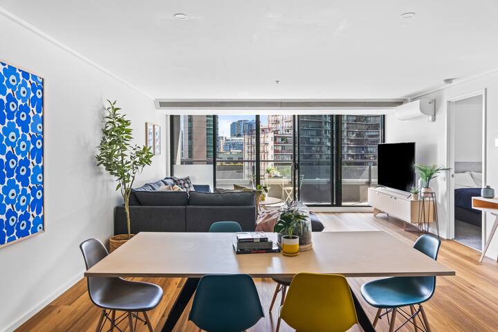 Andi – Your Spacious 3bed/2bath Melbourne Home! gallery image 3