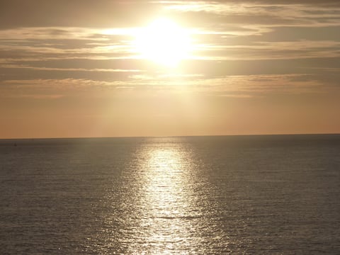 Successful Airbnb property: Holiday Home Flo By The Sea in Corton