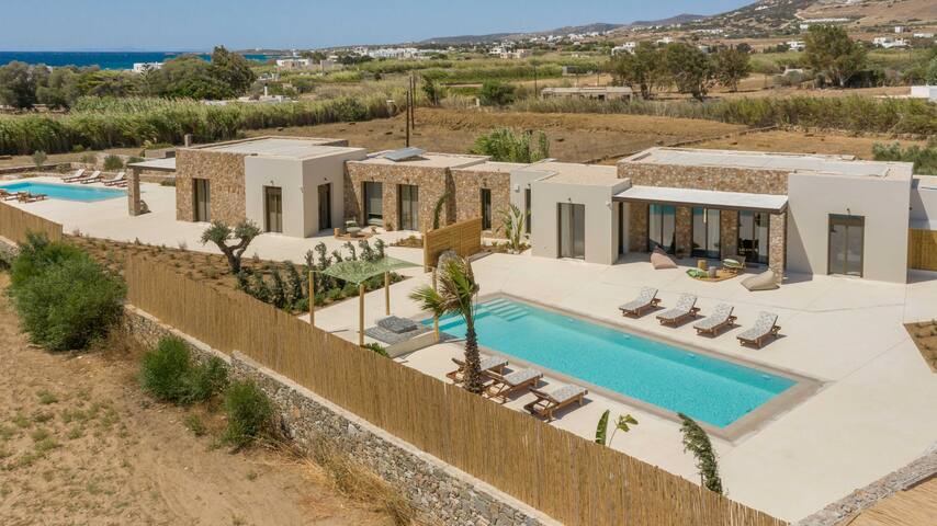 Nuovo Villa B in Golden Beach gallery image 2