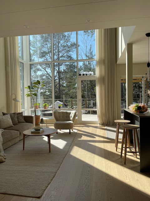 Villa Viewing House
