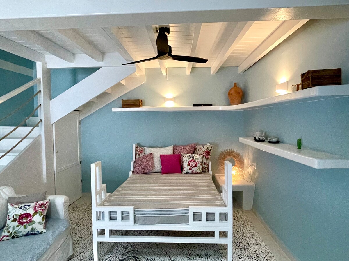 Დივანი და მეორე საწოლი (140-190 სმ)