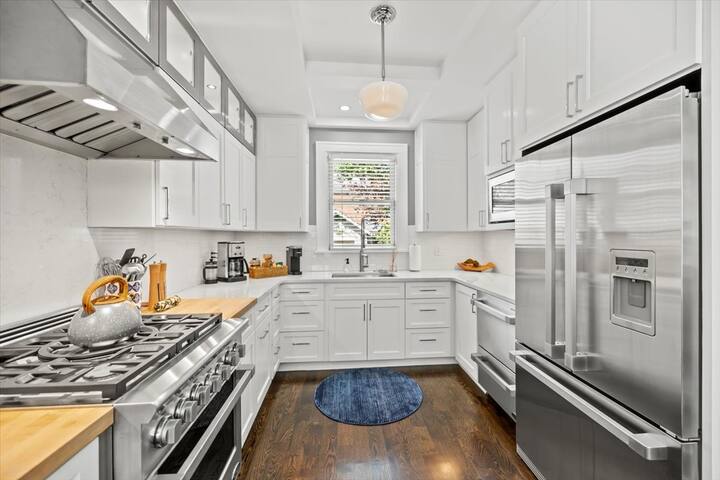 German Village Serenity, Steps to Schiller Park gallery image 3