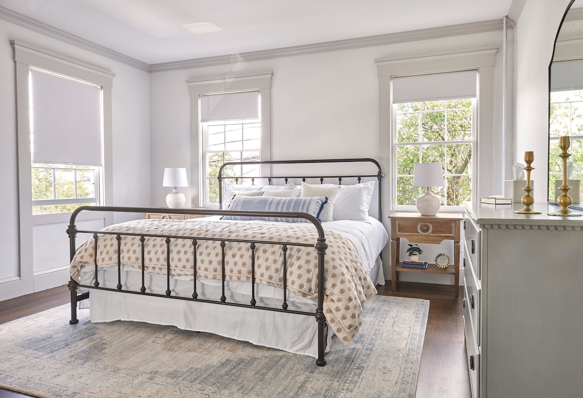 Primary Bedroom- King Bed