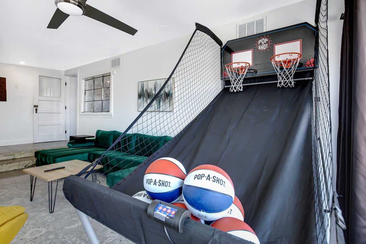 ¡Supera a tu grupo de viaje en Pop-a-Shot, o incluso mejor, superó el alto registro actual!