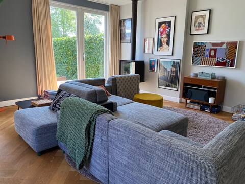More than 30s family house, large garden, Rdam 10min.