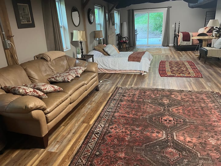 Treehouse 1st Floor, Walkout To Hot Tub Nature - Nashville, TN