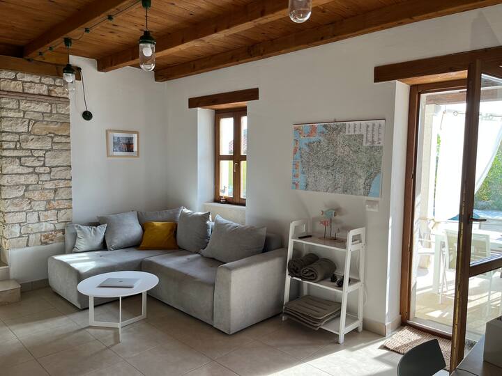 მისაღები ოთახი