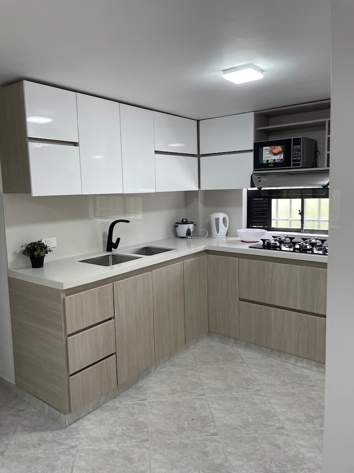 Apartamentomedellín Dotado Todo Incluido Ubicacion - Medellín