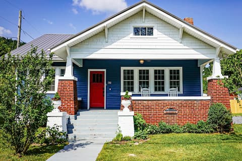 Spacious & Beautiful 4 BD/3 Bath Trailside Home