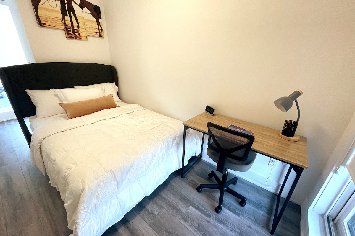 Спална соба/сопствен апартман бр. 2