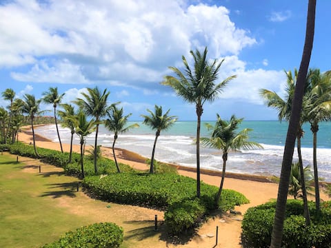 Beachfront Condo - 4 bedrooms