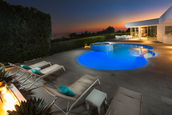 Stunning villa in Hollywood Hills