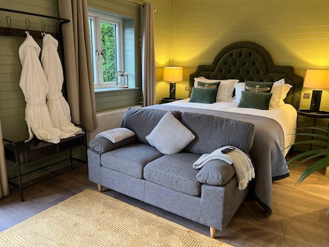 Luxurious one bedroom cabin