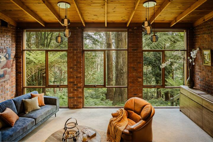 Seednest Treehouse | Forest & Mountain View gallery image 3