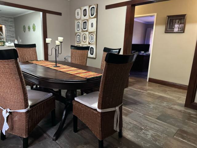 Marnas Private Self Catering @ 55 (The Villa) gallery image 4