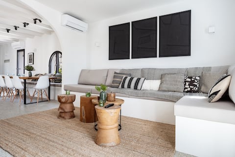 Top performing Airbnb: Authentic Haciënda near the Sea in Benissa