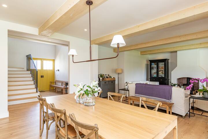 Boutique living gallery image 2