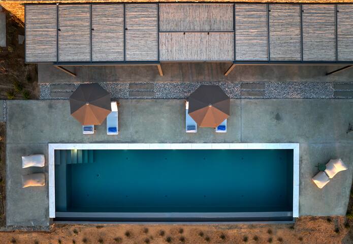 Olithos Lamda gallery image 2