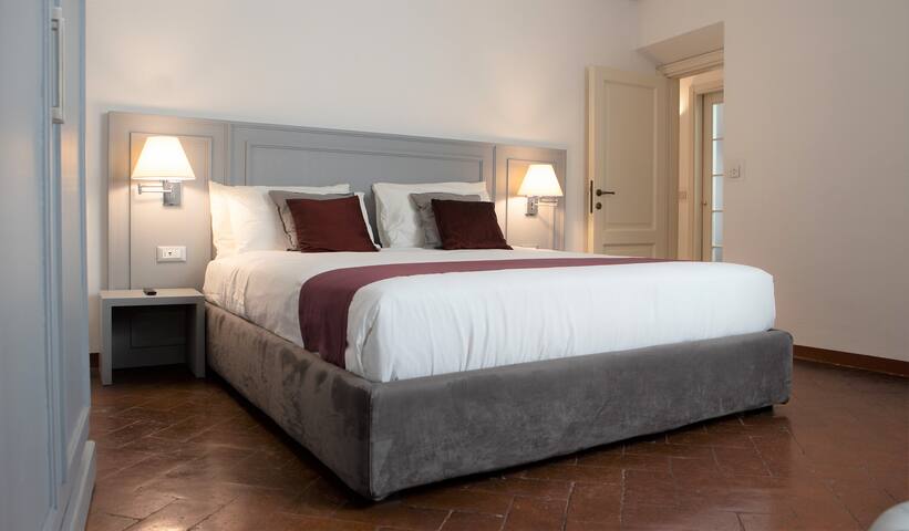 Wine Apartments Florence Bolgheri gallery image 3