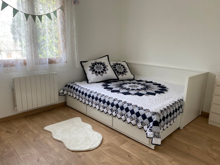 Chambre 2 (lit king size)