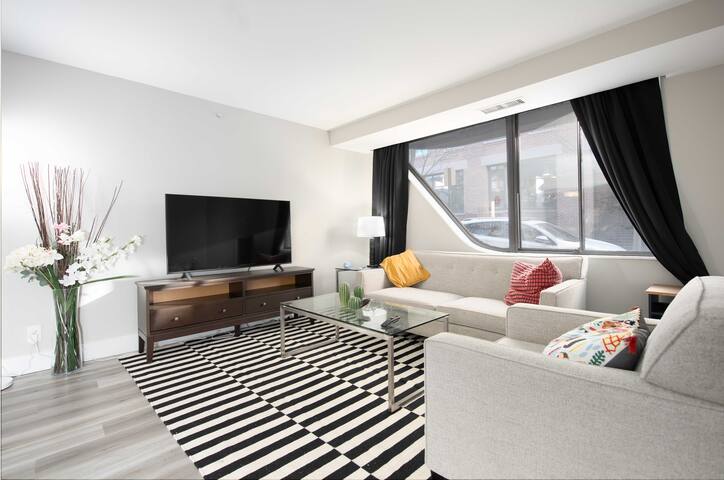 Private Georgetown Pied-A-Terre #3