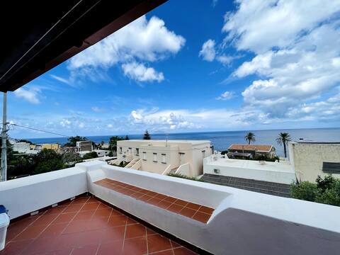 Villa within walking distance of the street with a unique view