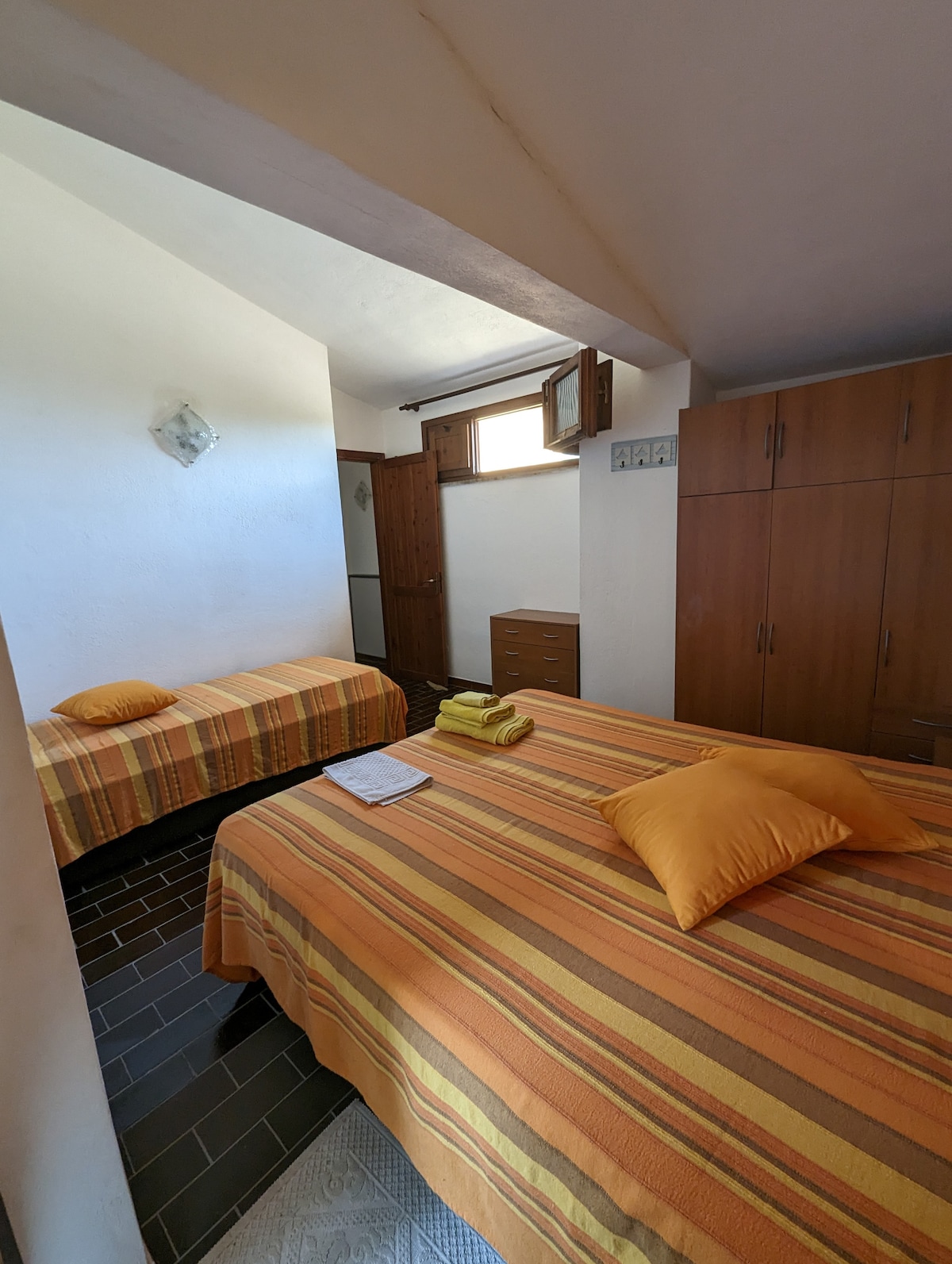 غرفة النوم 1