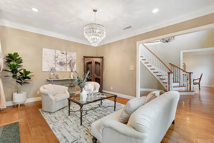 Ultra private Oasis | Family Villa, Pool & Tennis gallery image 5