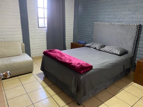 Comfortable apartment, very central.