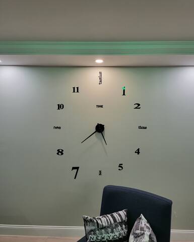 Trendy 5 bd House W/Parking Inquire 2 modify days gallery image 5