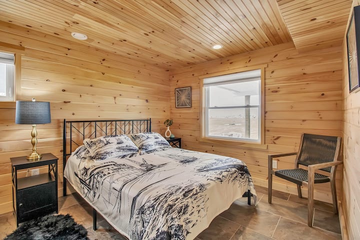 Lakeview Kati i parë Dhoma e gjumit me krevat dopio "Queen"