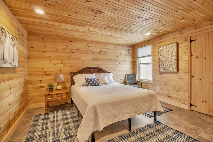 Dhomë gjumi dopio "queen" 