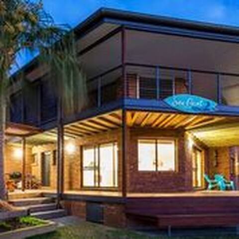 Seapoint Holiday House gallery image 5