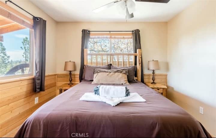 Bedroom #3 with Queen bed