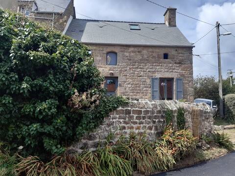 Beautiful house 5 minutes from the beach