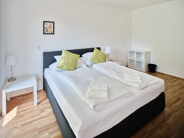 2 Bedroom Apartment with Balcony gallery image 2